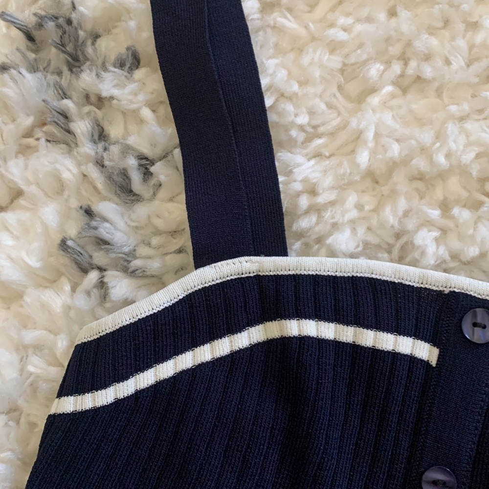 Navy Ribbed Crop Top - Picture 5 of 6